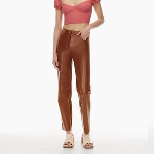 Aritzia Wilfred
The Melina™ Pant
High-waisted, Vegan Leather pants